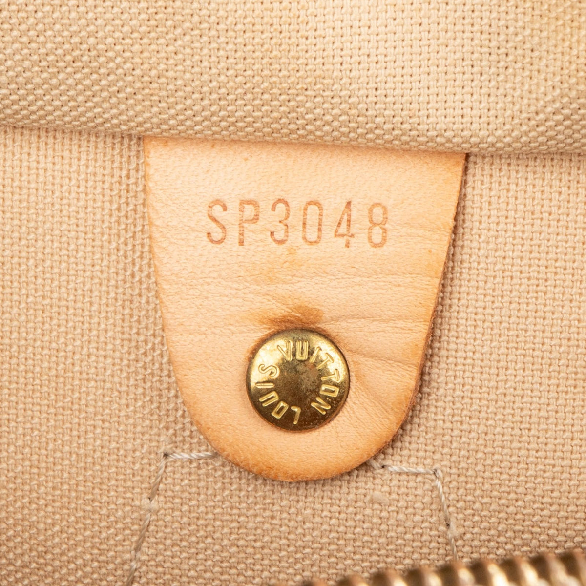 Datecode SP3048 auf der Lederlasche einer Speedy: 34. Woche 2008, Frankreich.
