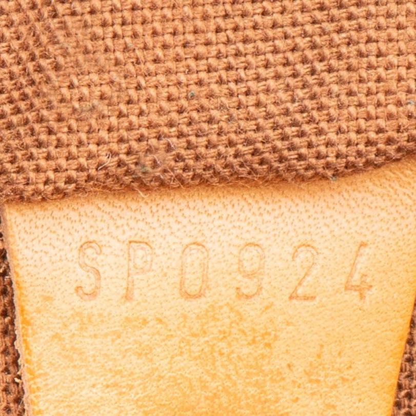Louis Vuitton Monogram Canvas Speedy 40 Handbag