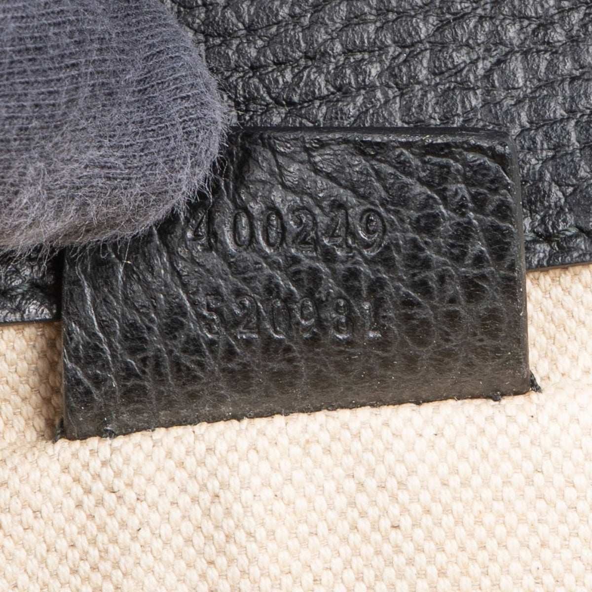 Borsa a spalla Gucci Dionysus con cristalli in pelle martellata