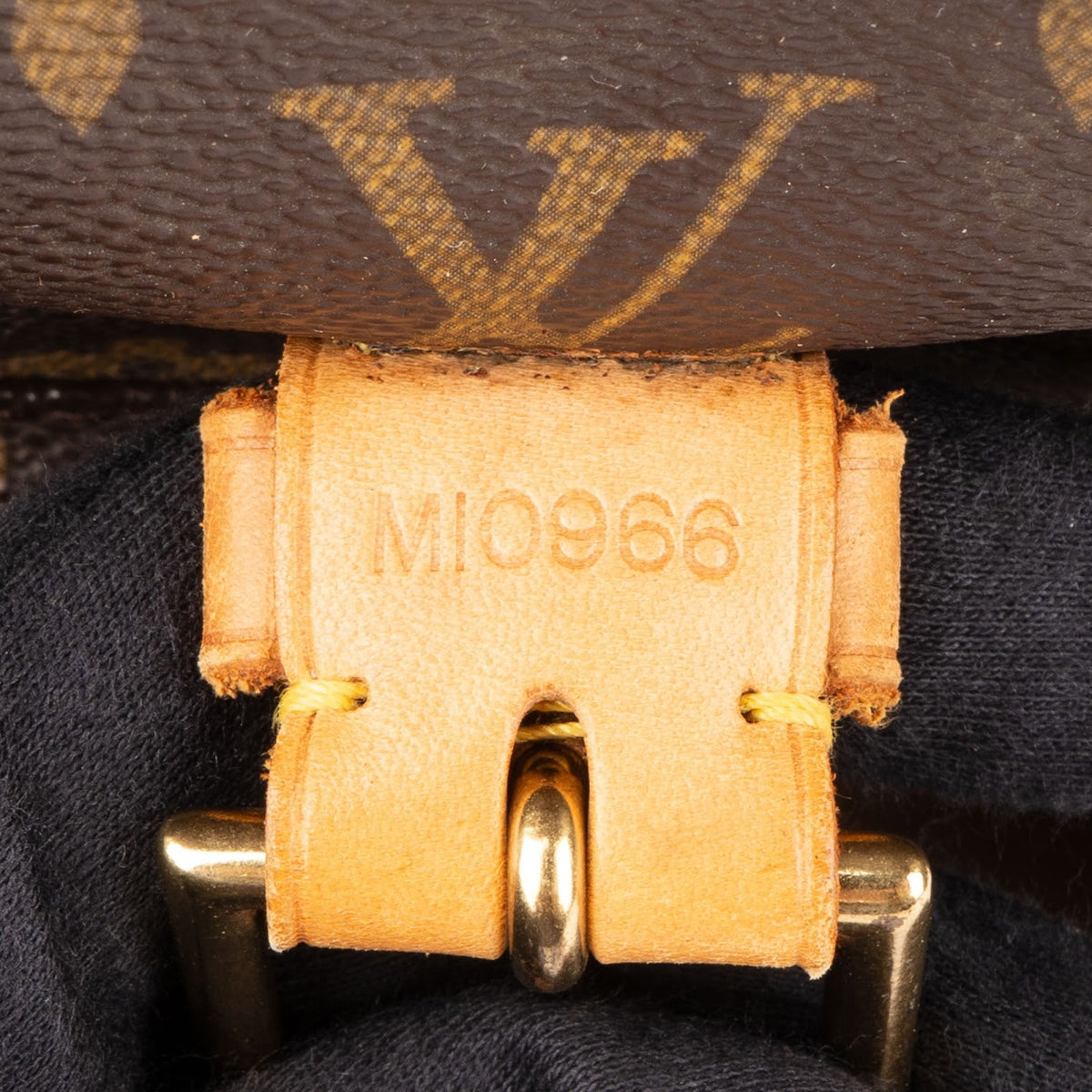 Louis Vuitton Monogram Canvas Montsouris MM-rugzak
