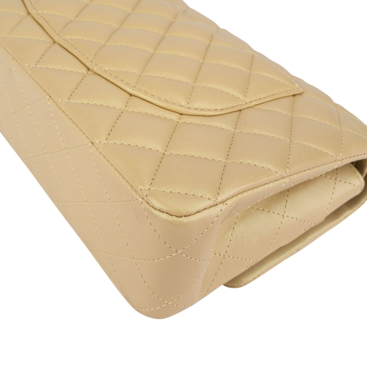 Chanel middelgrote dubbele flap schoudertas van goudkleurig glinsterend doorgestikt lamsleer