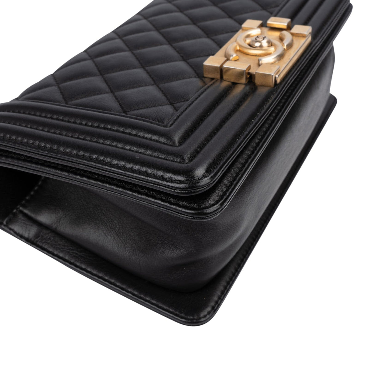 Bolso bandolera Chanel Boy Single Flap pequeño en piel de becerro acolchada