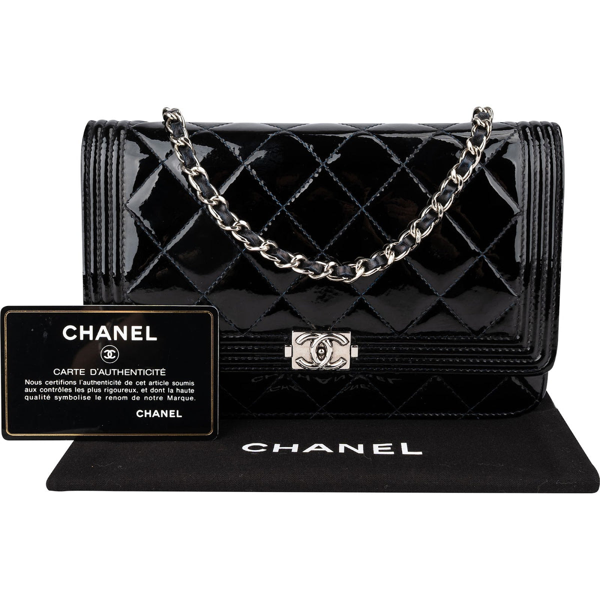 Chanel Boy Wallet On Chain schoudertas van gewatteerd lakleer