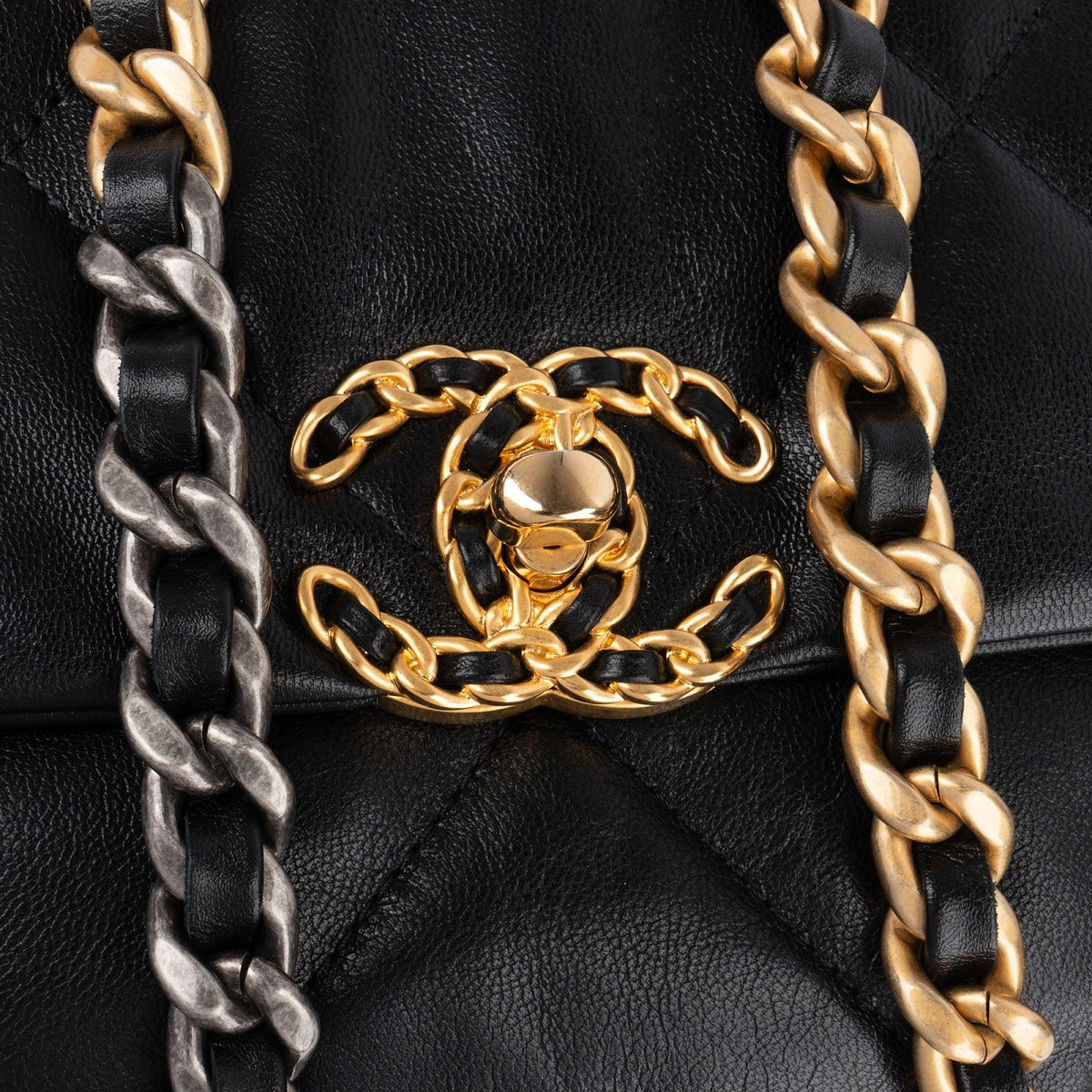 Chanel 19 Lammleder Single Flap Umhängetasche, Bild 9 von 13