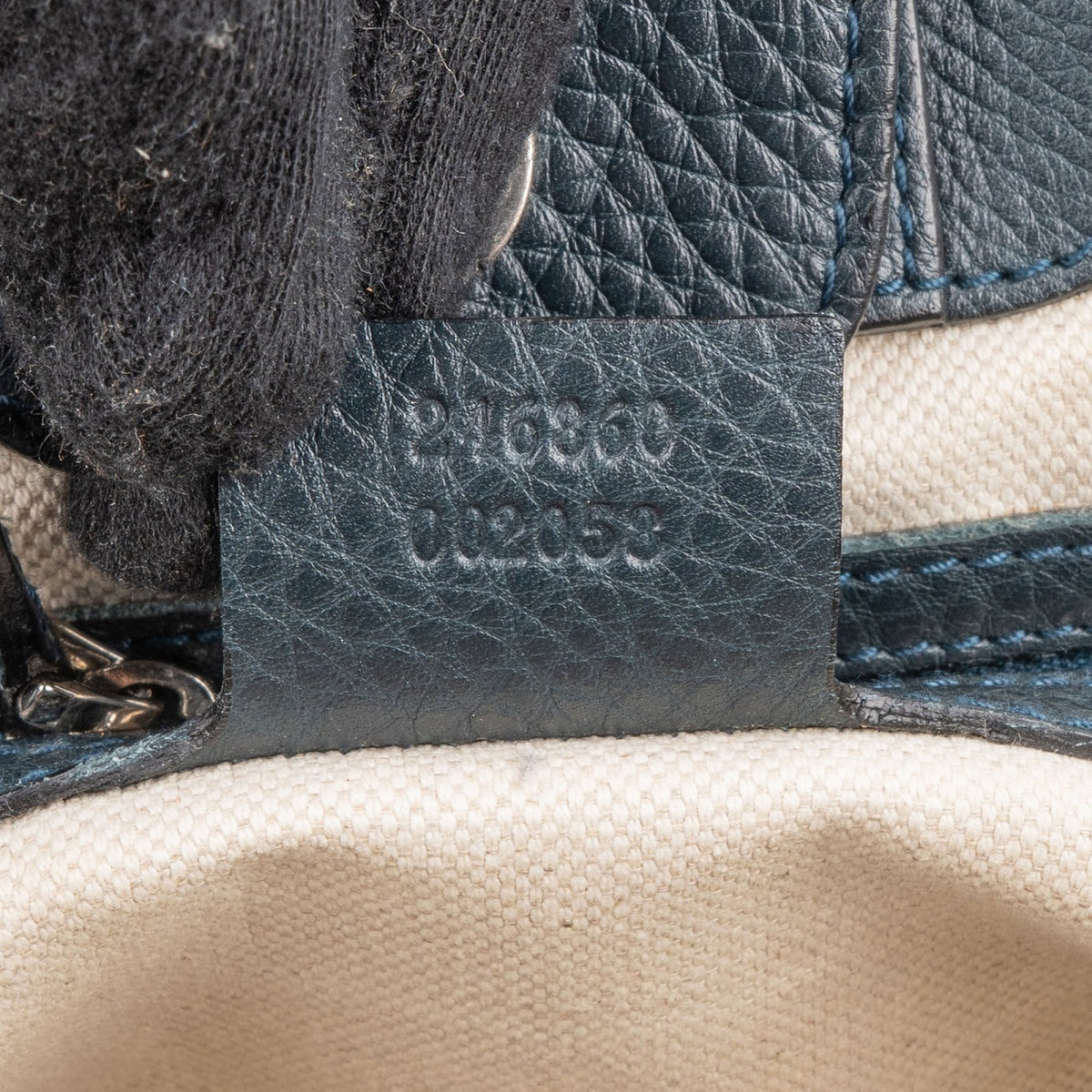 Gucci Bamboo Top Handle Tote aus Guccissima-Leder – Ansicht 11
