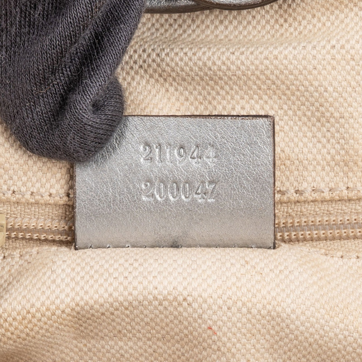 Gucci Guccissima Leder Sukey Handtasche, Bild 10 von 10