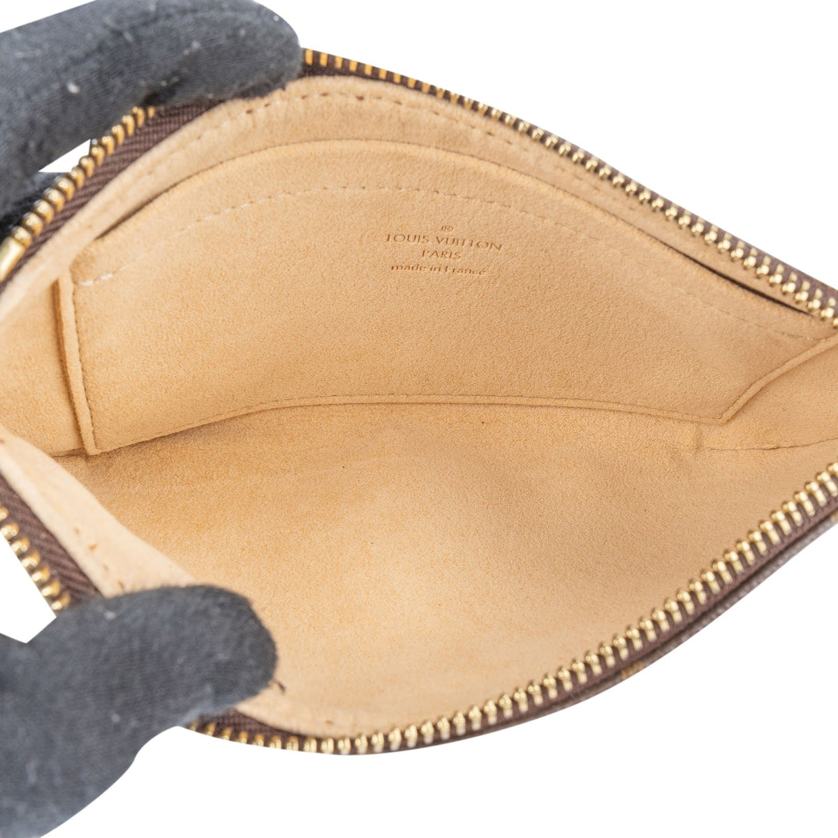 Bolso de hombro Pochette Accessoires Milla MM en lona Monogram de Louis Vuitton