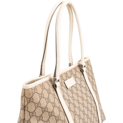 Gucci Monogram GG Supreme Handbag