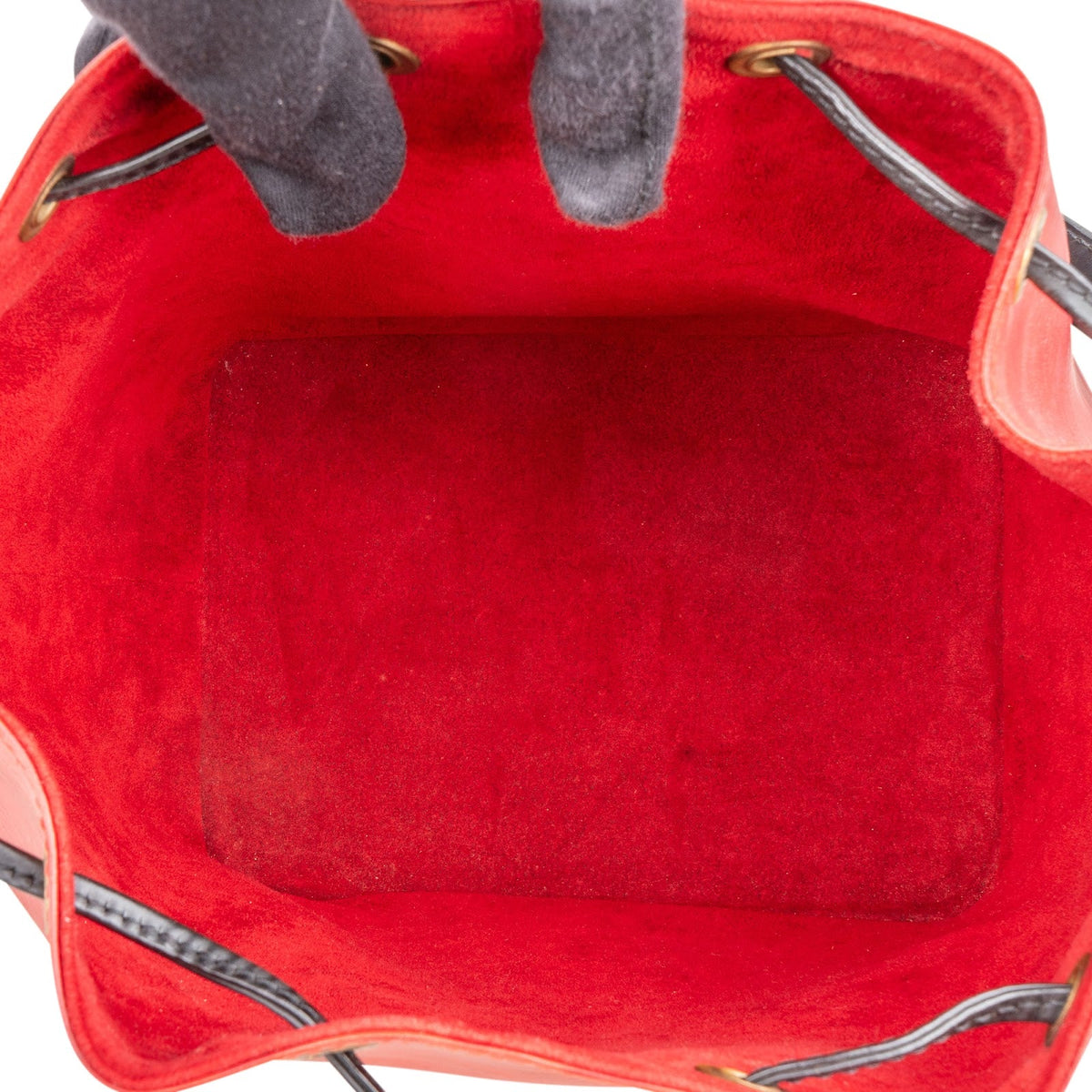 Bolso de hombro Sac Noé Petit de Louis Vuitton en piel Epi bicolor