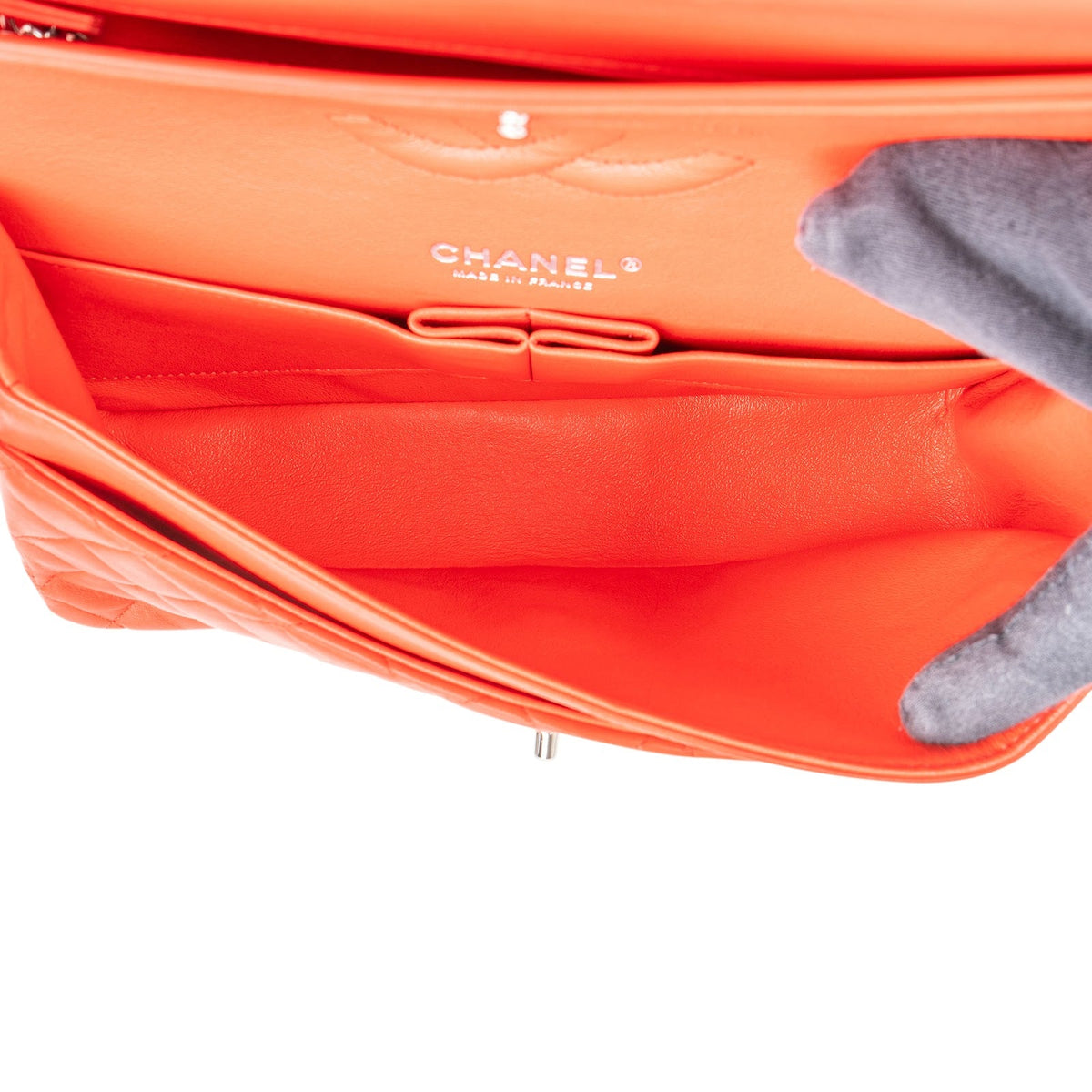 Sac à bandoulière Chanel Medium à double rabat en cuir d'agneau matelassé et palladium