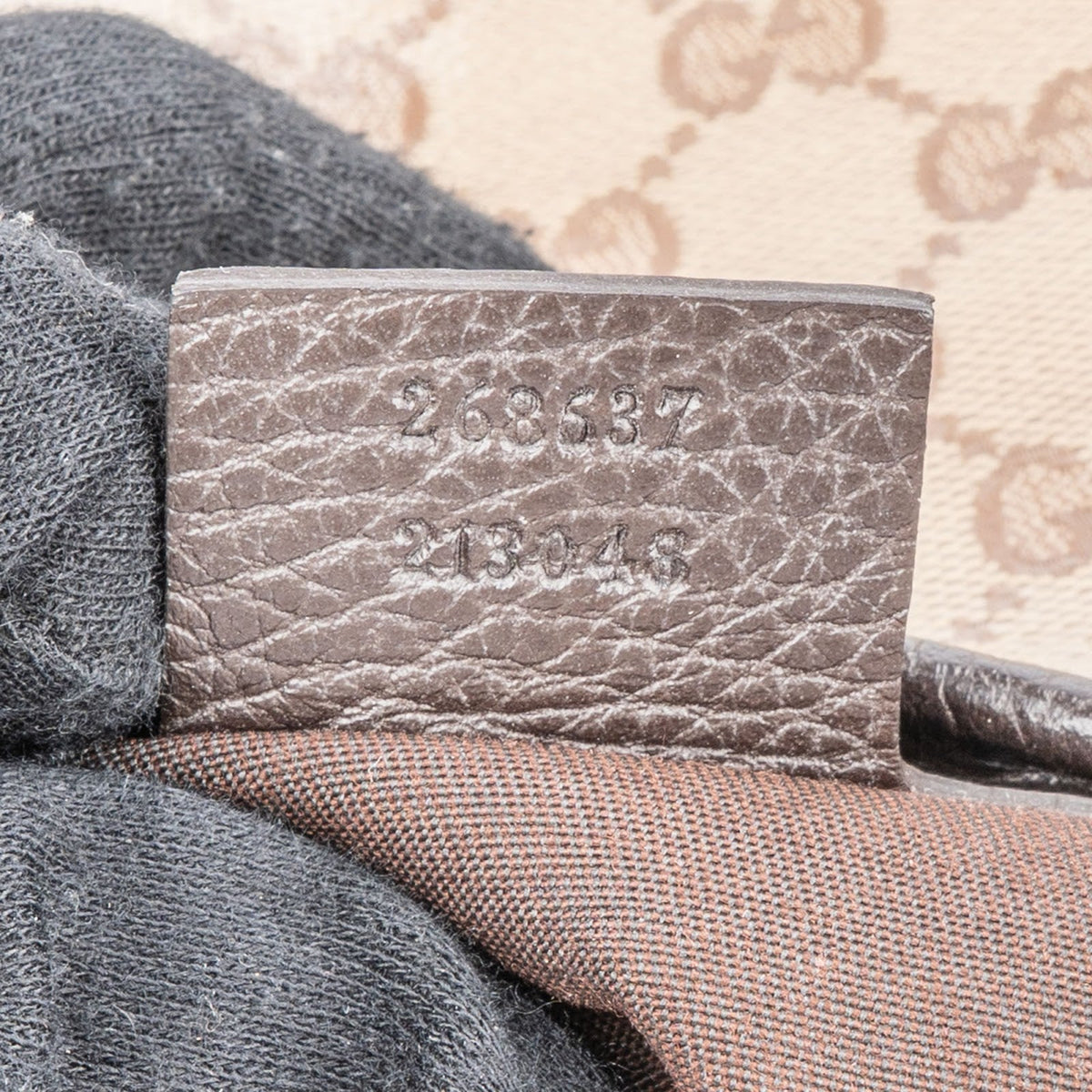 Gucci Monogram GG Canvas Abbey D-Ring Schultertasche, Bild 11 von 11
