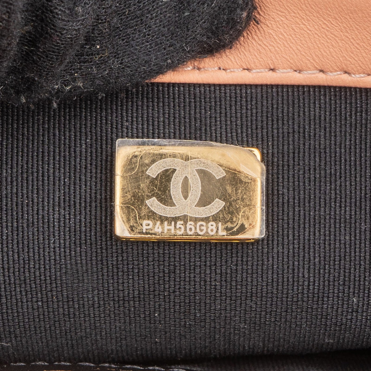 Chanel Wildleder Rectangular Single Flap Umhängetasche, Bild 14 von 14