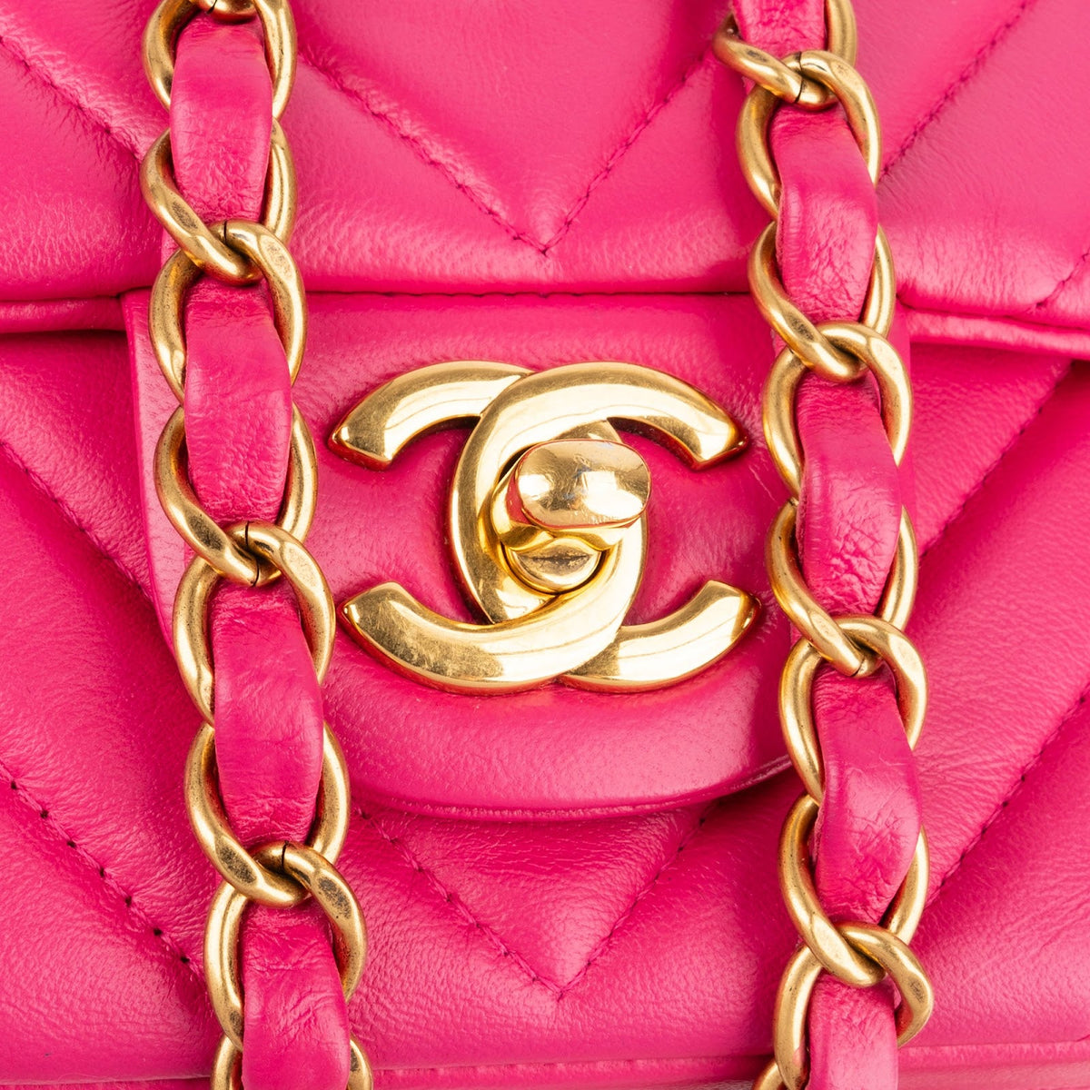 Chanel Chevron Lammleder Single Flap Umhängetasche, Bild 9 von 14