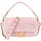 Fendi Monogram FF Embossed Baguette aus Wildleder und Leder – Vorderansicht