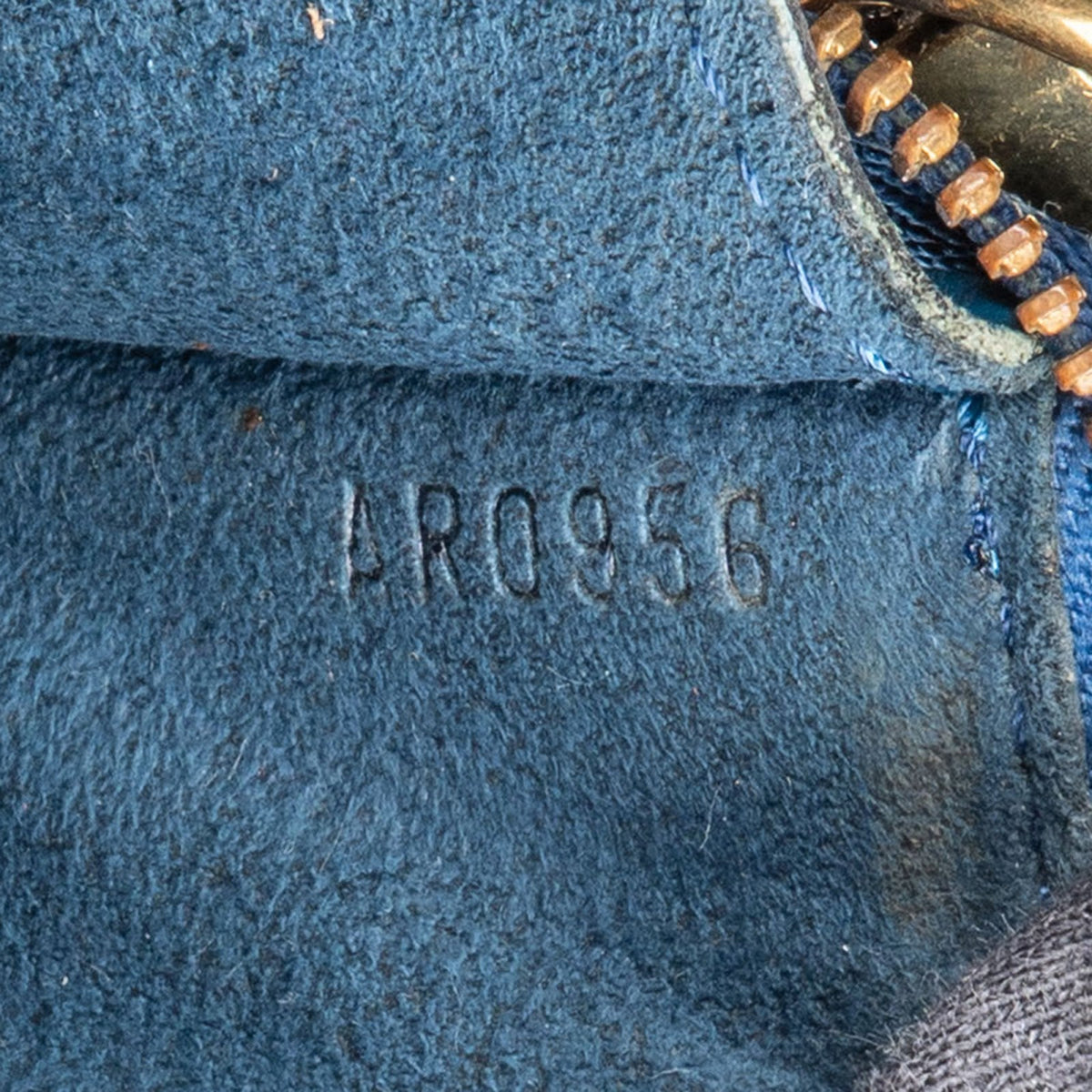 Louis Vuitton Blau Epi Pochette Accessoires Handtasche, Bild 10 von 10