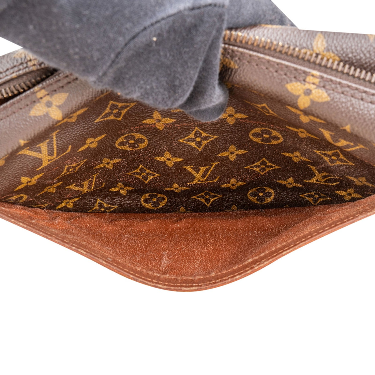 Louis Vuitton Jeune Fille MM aus Monogram Canvas – Ansicht 11