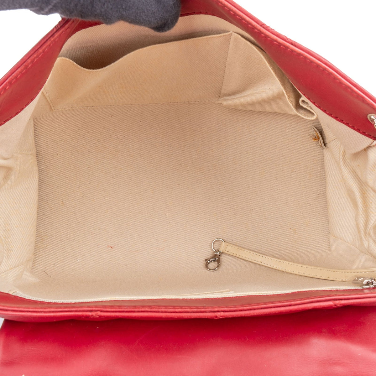 Sac bandoulière Chanel Diamond Stitch Hampton Flap Jumbo Flap en cuir d'agneau matelassé