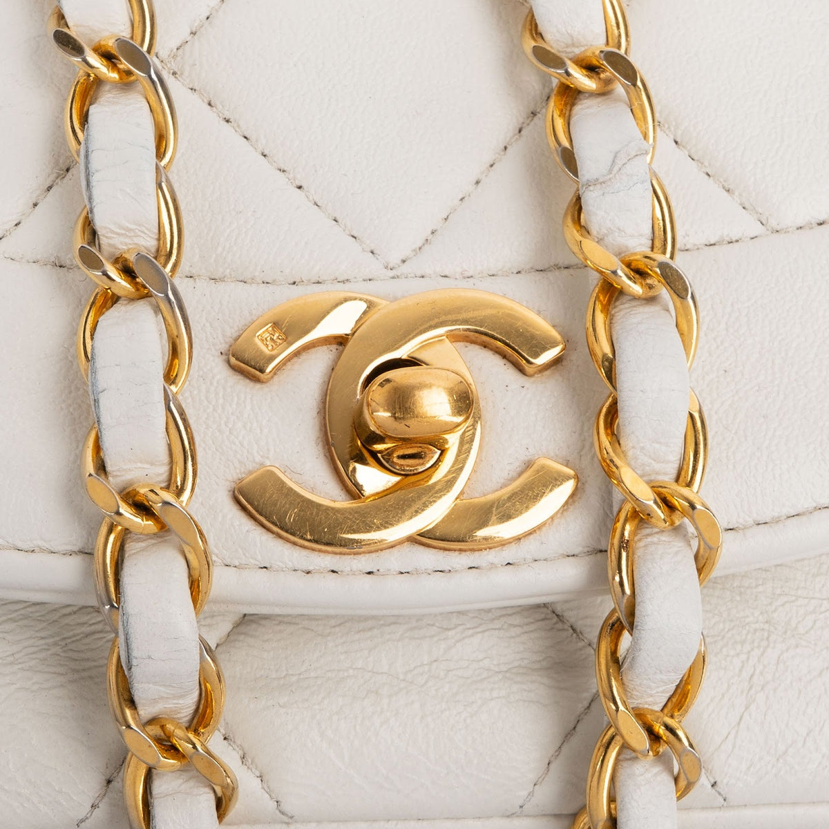 Chanel gewatteerde lamsleren 24K gouden Single Flap Diana crossbody tas