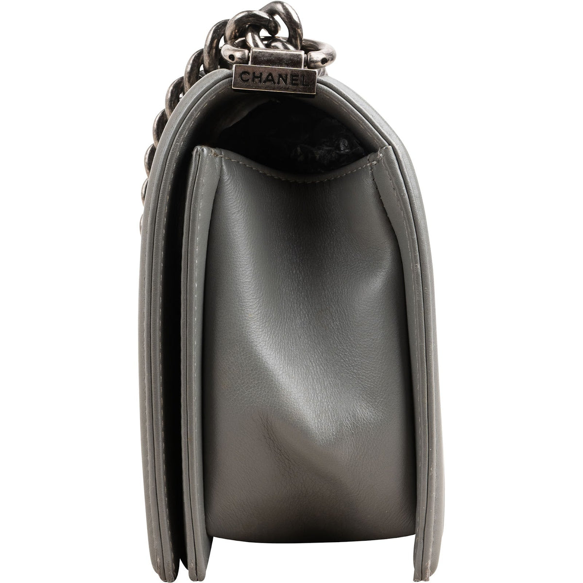 Sac bandoulière Chanel Boy moyen modèle à rabat en cuir d'agneau matelassé
