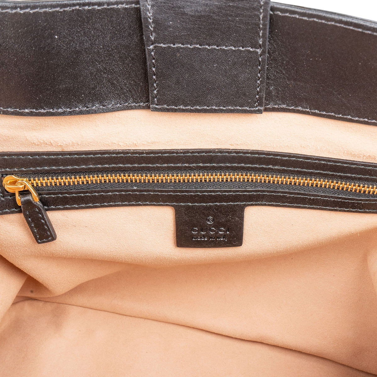 Petit sac à main cabas Gucci en toile GG Supreme à imprimé abeille