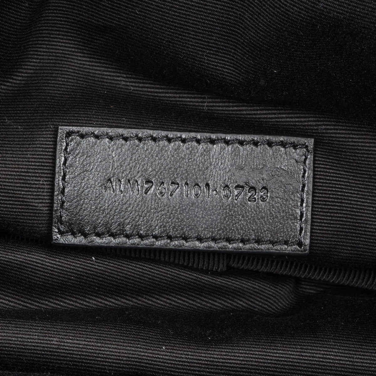 Bolso tipo sobre de piel de becerro suave Yves Saint Laurent