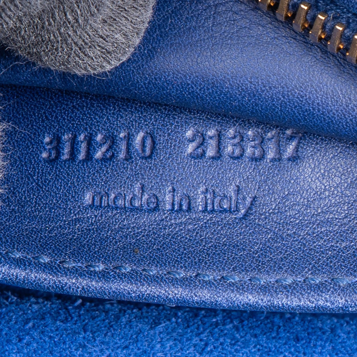 Yves Saint Laurent Cabas Chyc-handtas van blauw kalfsleren