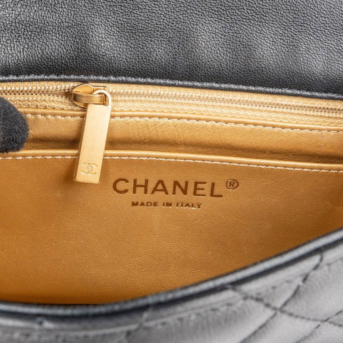 Borsa a tracolla Chanel Small Rectangular Single Flap in pelle di agnello trapuntata