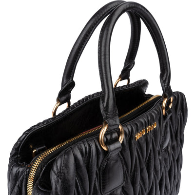 Sac à main Miu Miu à poignée supérieure en cuir nappa matelassé noir