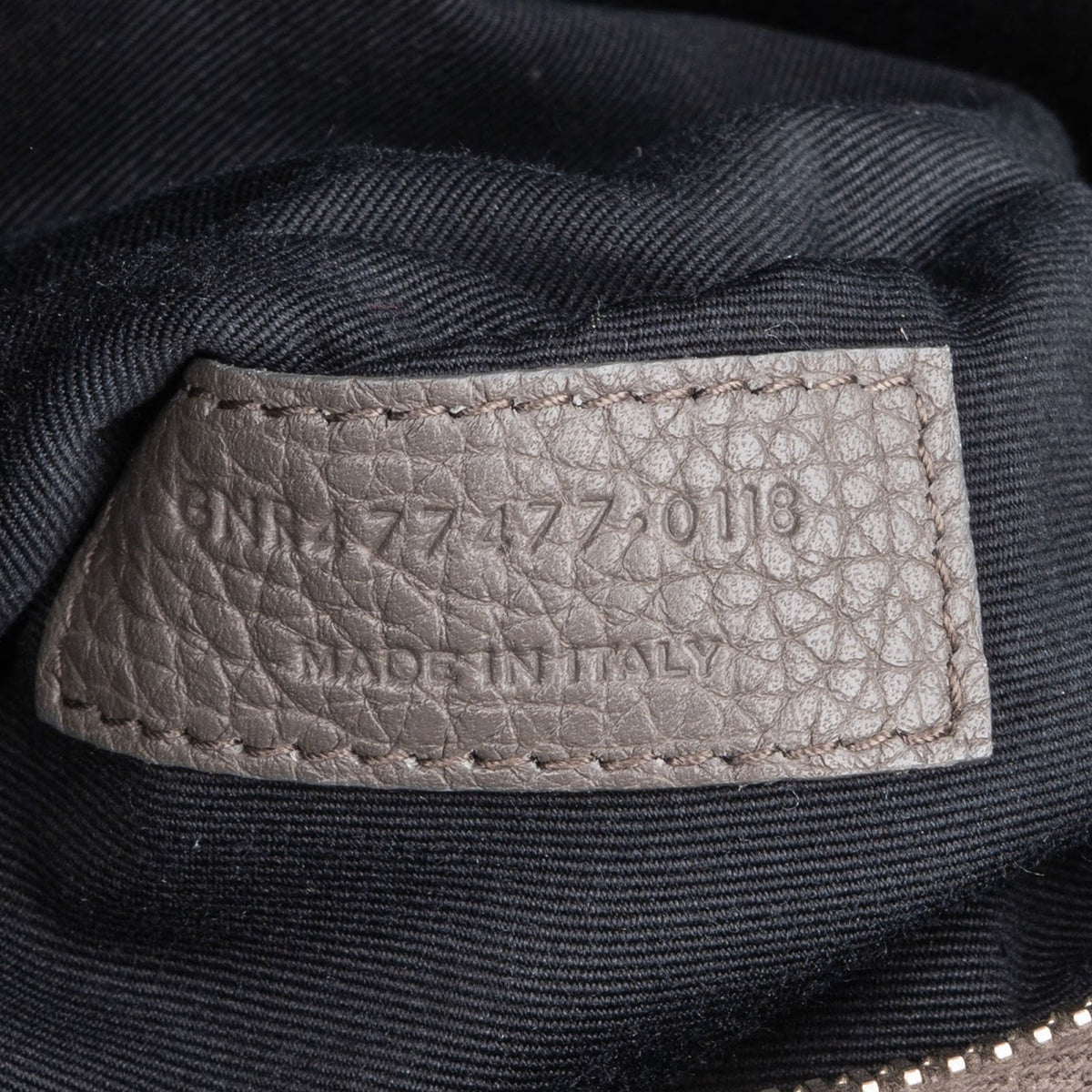 Bolso de mano Yves Saint Laurent Sac de Jour pequeño en piel granulada