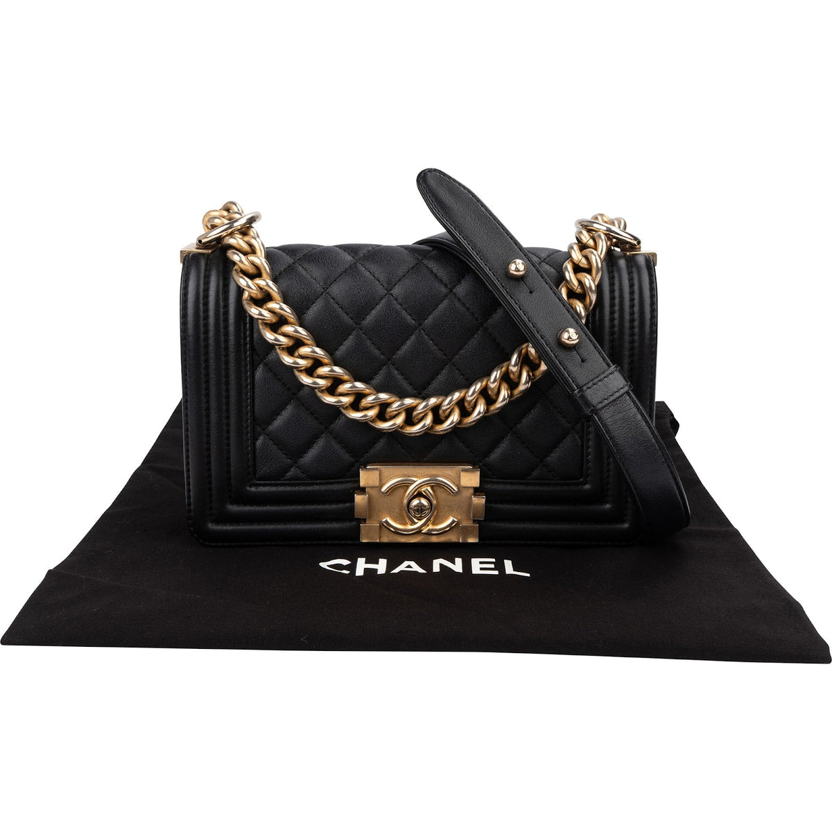 Bolso bandolera Chanel Boy Single Flap pequeño en piel de becerro acolchada