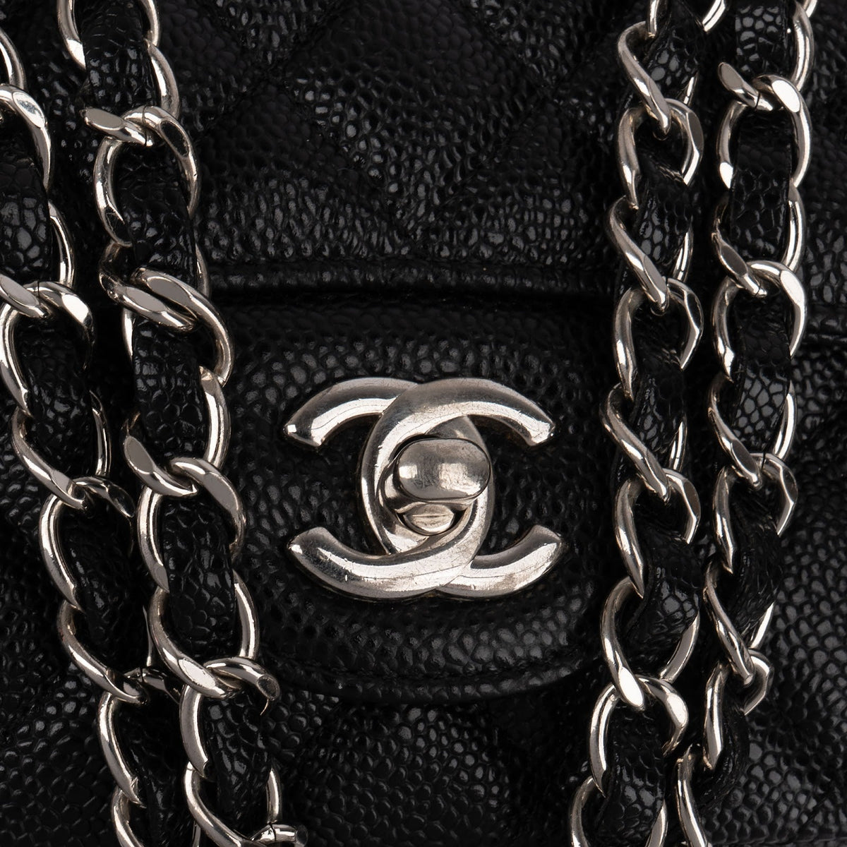 Chanel Caviar Medium Double Flap Schultertasche, Bild 9 von 14