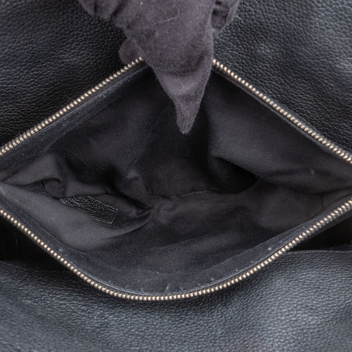 Bolso de mano Sac de Jour de Saint Laurent en piel granulada