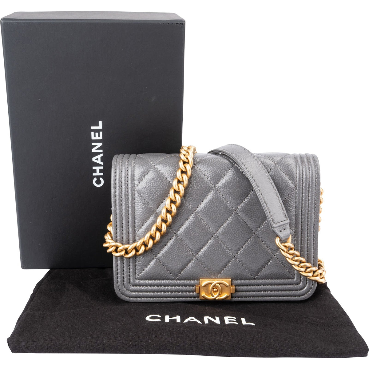 Chanel Small Boy Wallet on Chain aus Caviar-Leder – Detailansicht 1