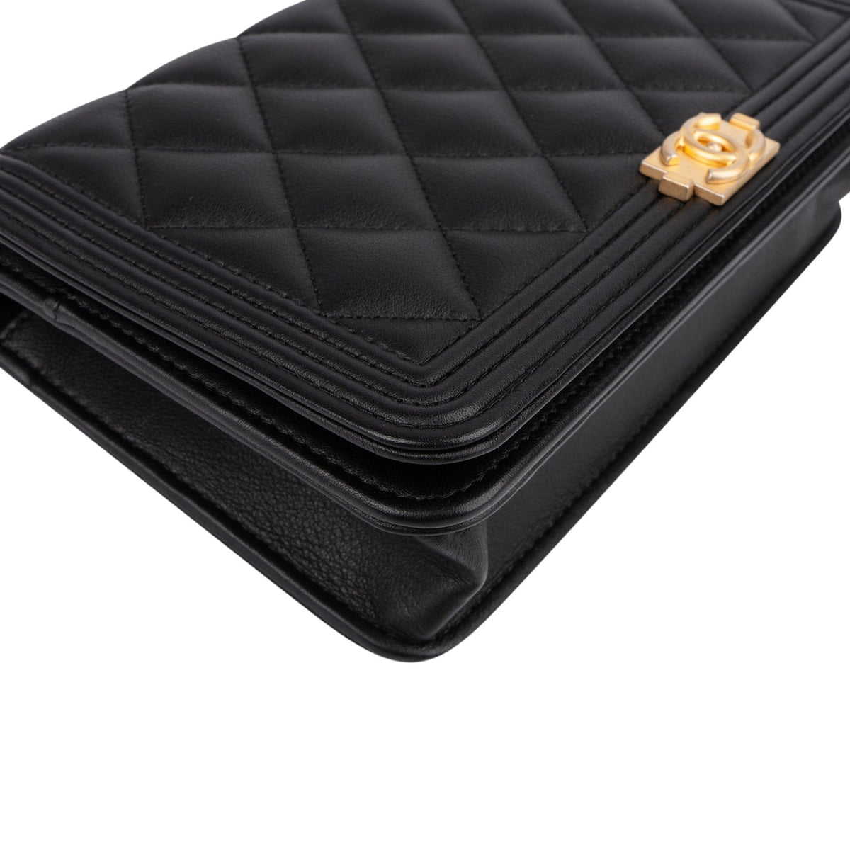 Chanel Small Boy Wallet On Chain aus gestepptem Lammleder – Ansicht 7