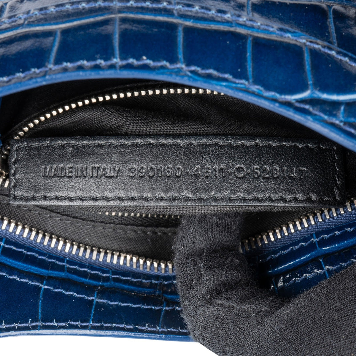 Balenciaga Croc-Embossed Neo Cagole City Handtasche, Bild 12 von 12