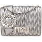 Miu Miu Crossbody mit Kristallen aus silbernem Matelassé-Nappaleder – Vorderansicht
