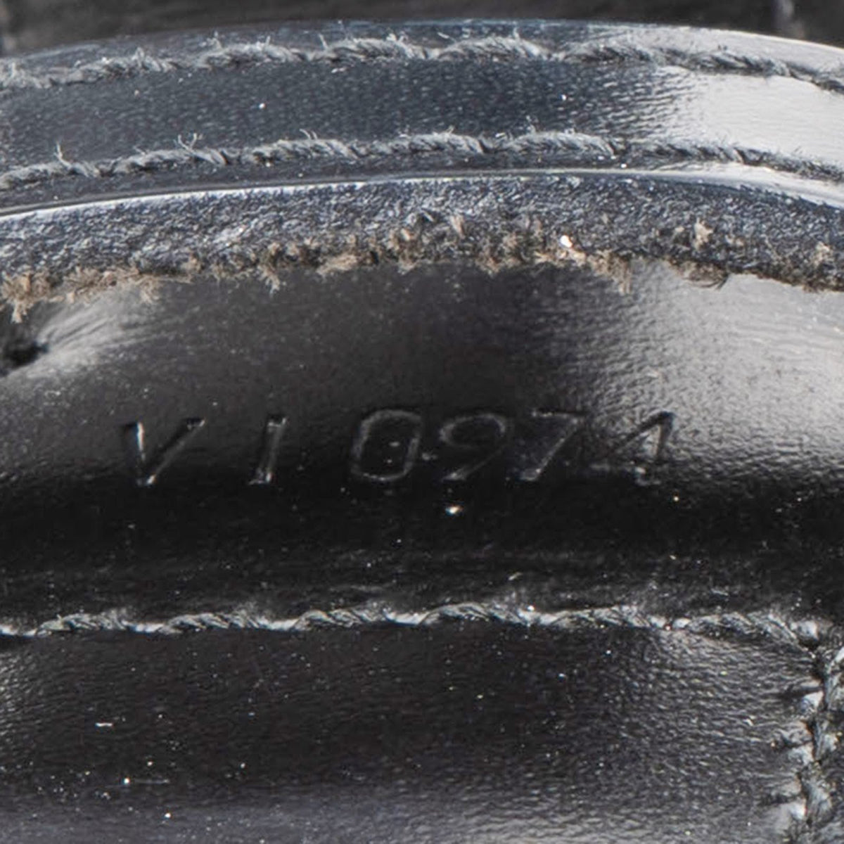 Louis Vuitton Noir Epi Sac d'Epaule PM Schultertasche, Bild 10 von 10