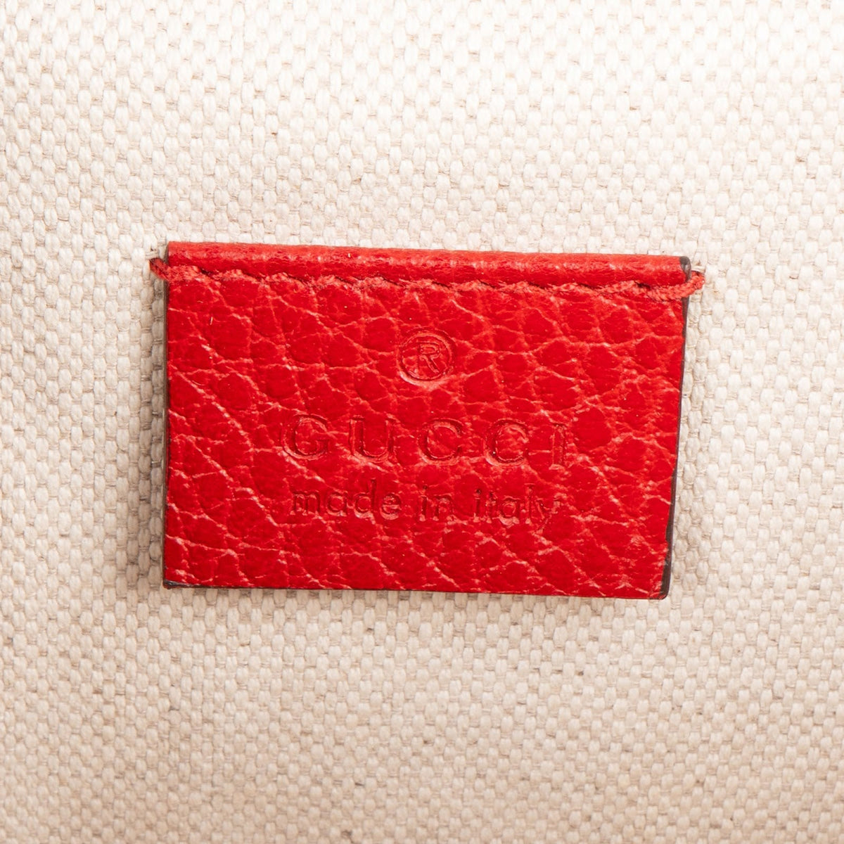 Bolso de hombro y bandolera Dionysus de piel roja con cristales de Gucci