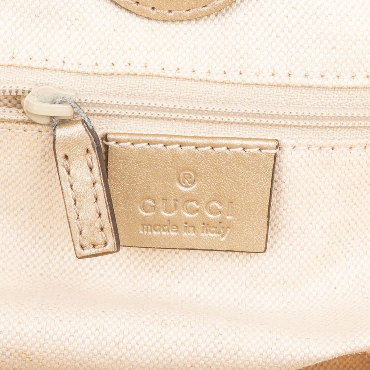 Gucci GG Canvas Metallic Leder Sukey Handtasche, Bild 9 von 10