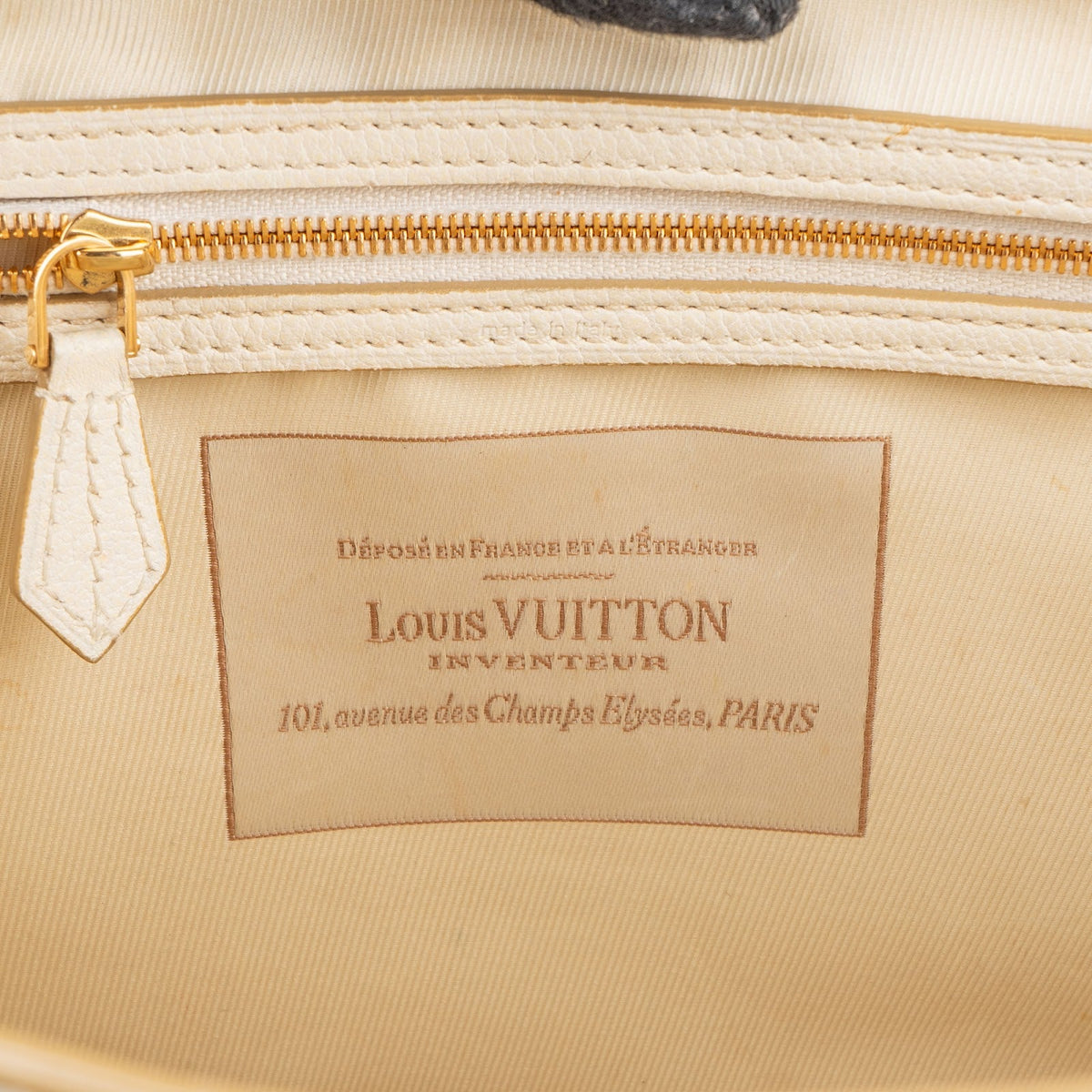Louis Vuitton Cabas Sabbia MM aus Monogram Denim – Ansicht 10