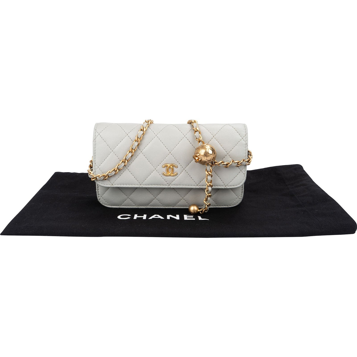 Chanel gewatteerde lamsleren Mini Adjustable Wallet On Chain crossbody tas