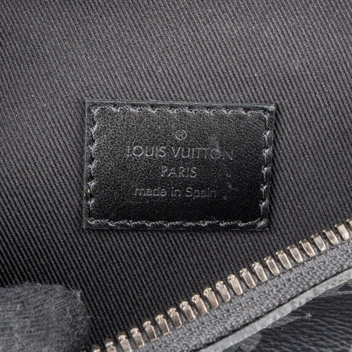 Borsello a tracolla Bumbag in tela Monogram Eclipse di Louis Vuitton
