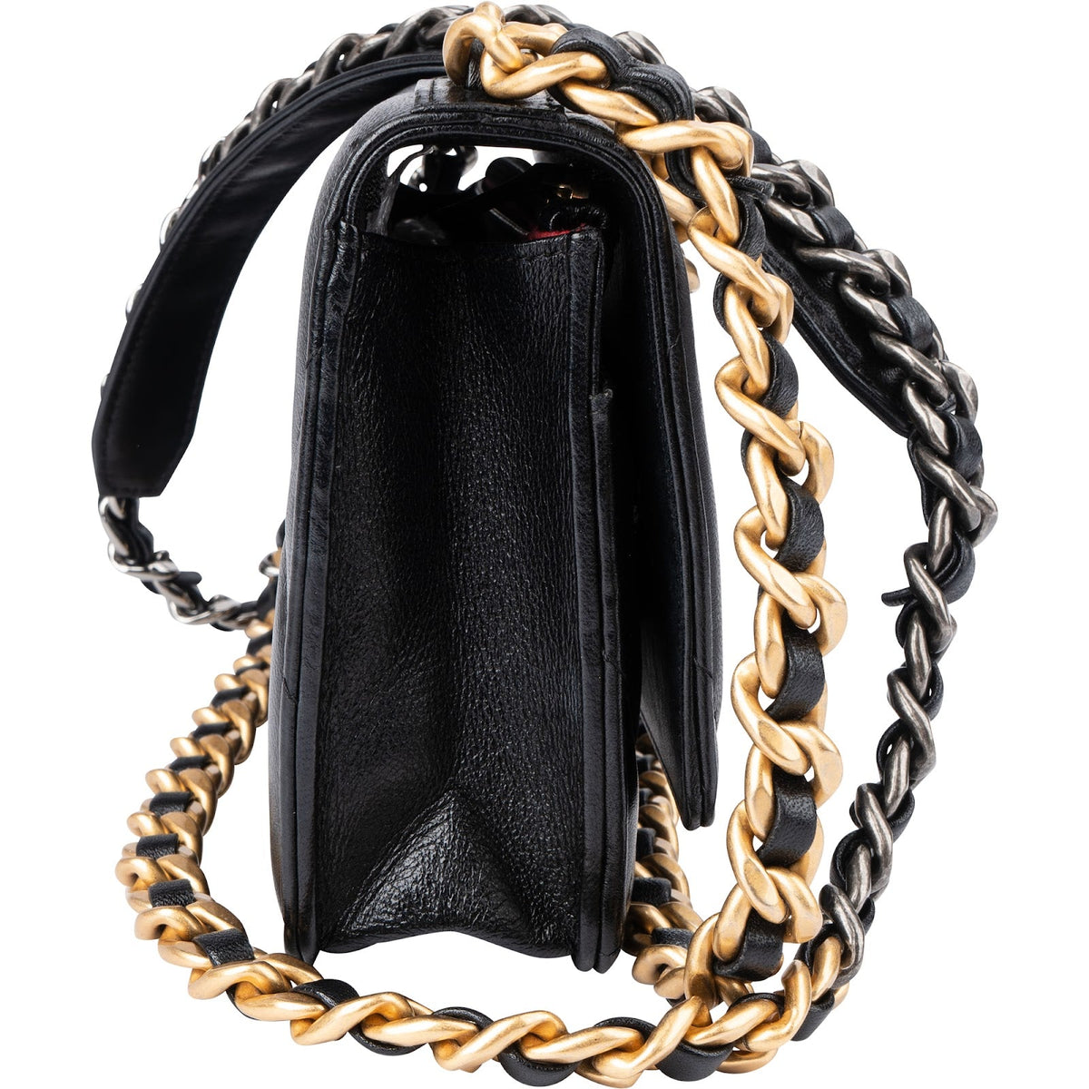 Sac bandoulière Chanel 19 en cuir d'agneau matelassé, modèle Wallet On Chain