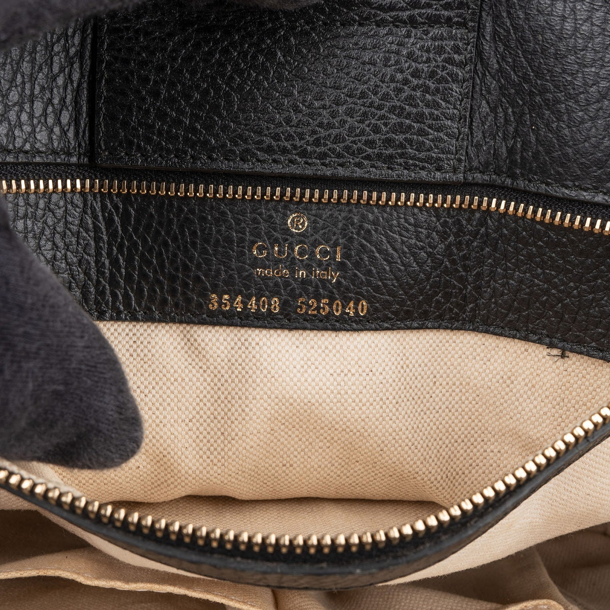 Sac cabas Gucci Swing en cuir grainé noir