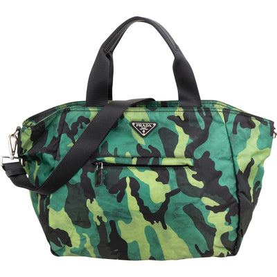 Bolso tote Prada Tessuto Nylon con estampado de camuflaje y logotipo triangular
