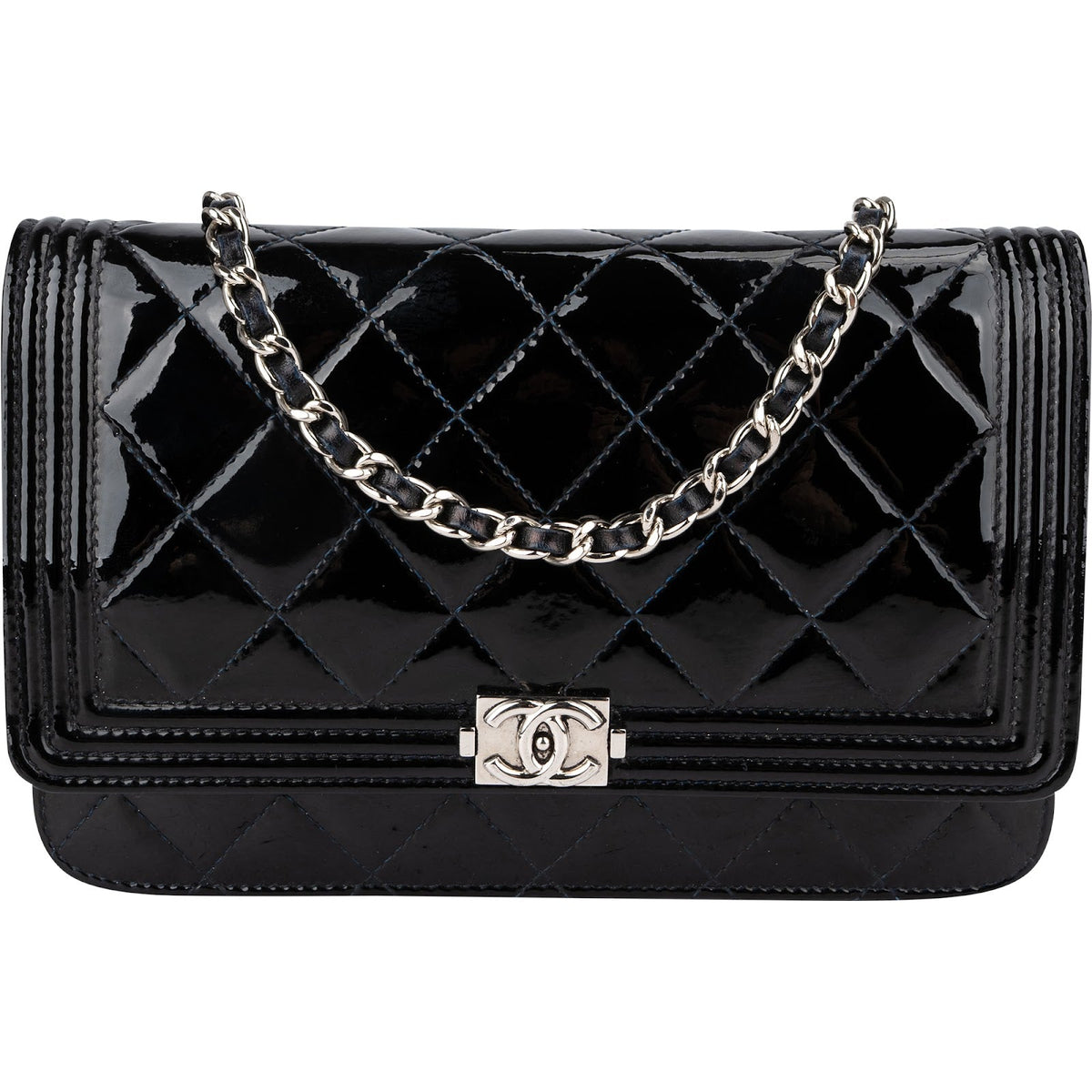Chanel Boy Wallet On Chain schoudertas van gewatteerd lakleer