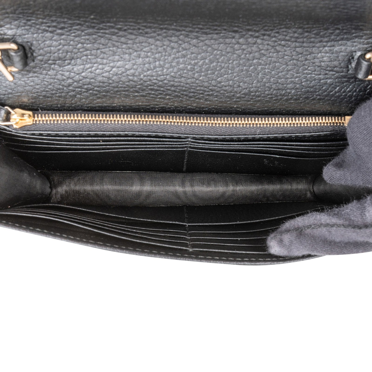 Gucci Interlocking GG Wallet On Chain aus genarbtem Leder – Ansicht 9