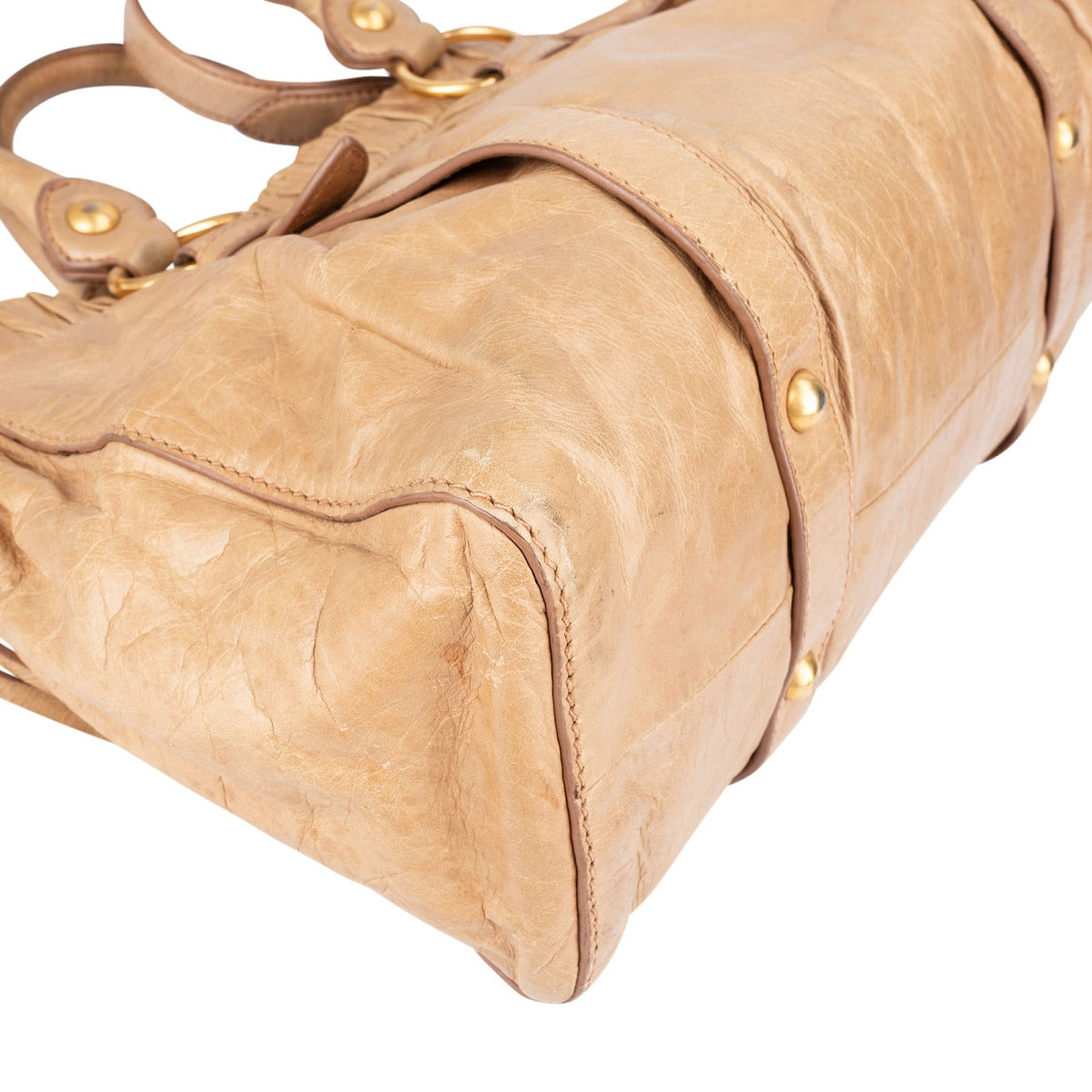 Miu Miu Gathered Drawstring Satchel aus Vitello-Lux-Leder – Ansicht 7