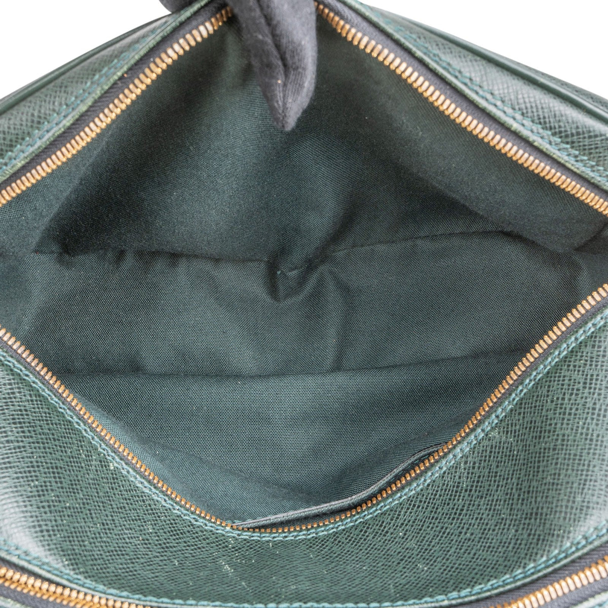 Louis Vuitton Reporter PM aus grünem Taiga-Leder – Ansicht 9