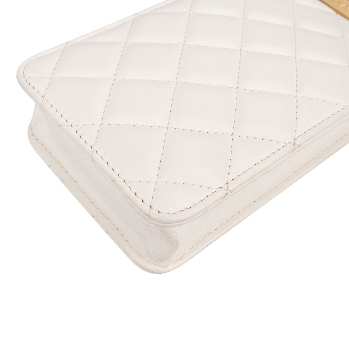 Borsa a tracolla Chanel CC in Love Phone in pelle di agnello trapuntata